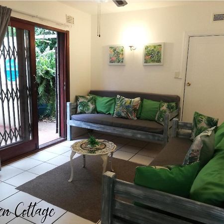 Beach Wood Cottages Shelly Beach Bagian luar foto
