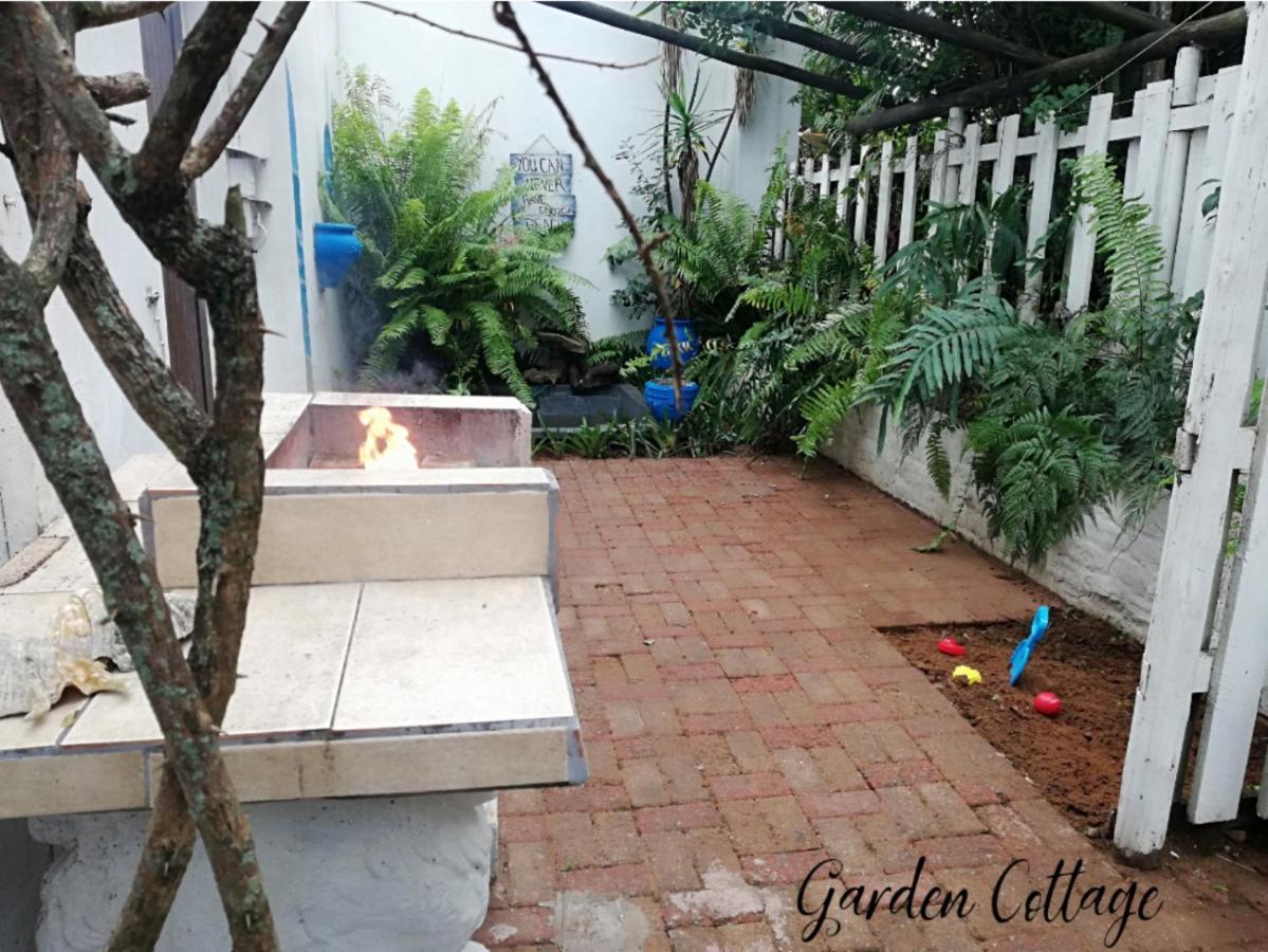 Beach Wood Cottages Shelly Beach Bagian luar foto