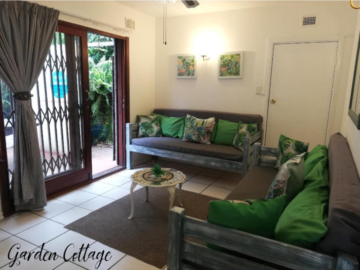 Beach Wood Cottages Shelly Beach Bagian luar foto