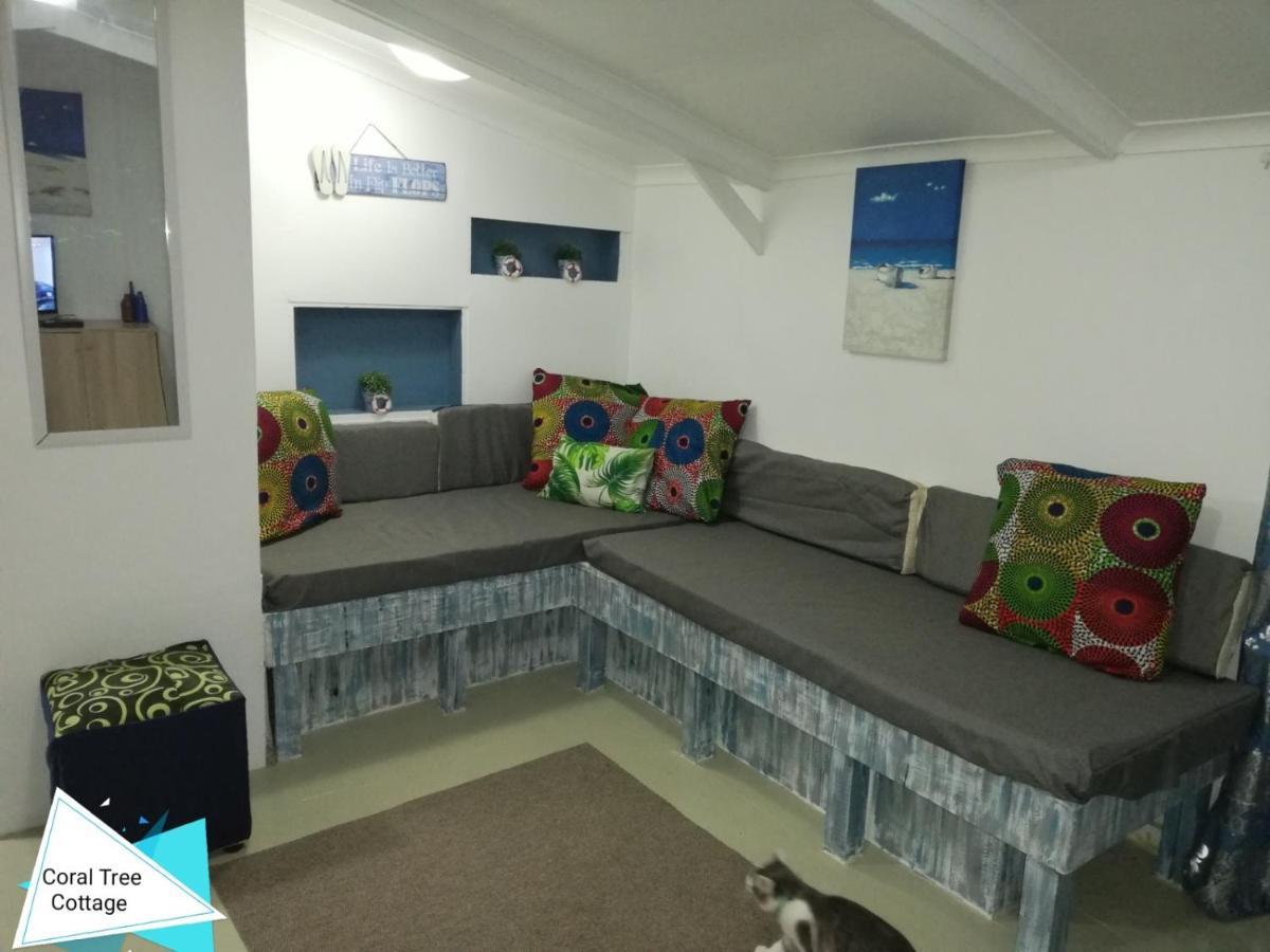 Beach Wood Cottages Shelly Beach Bagian luar foto