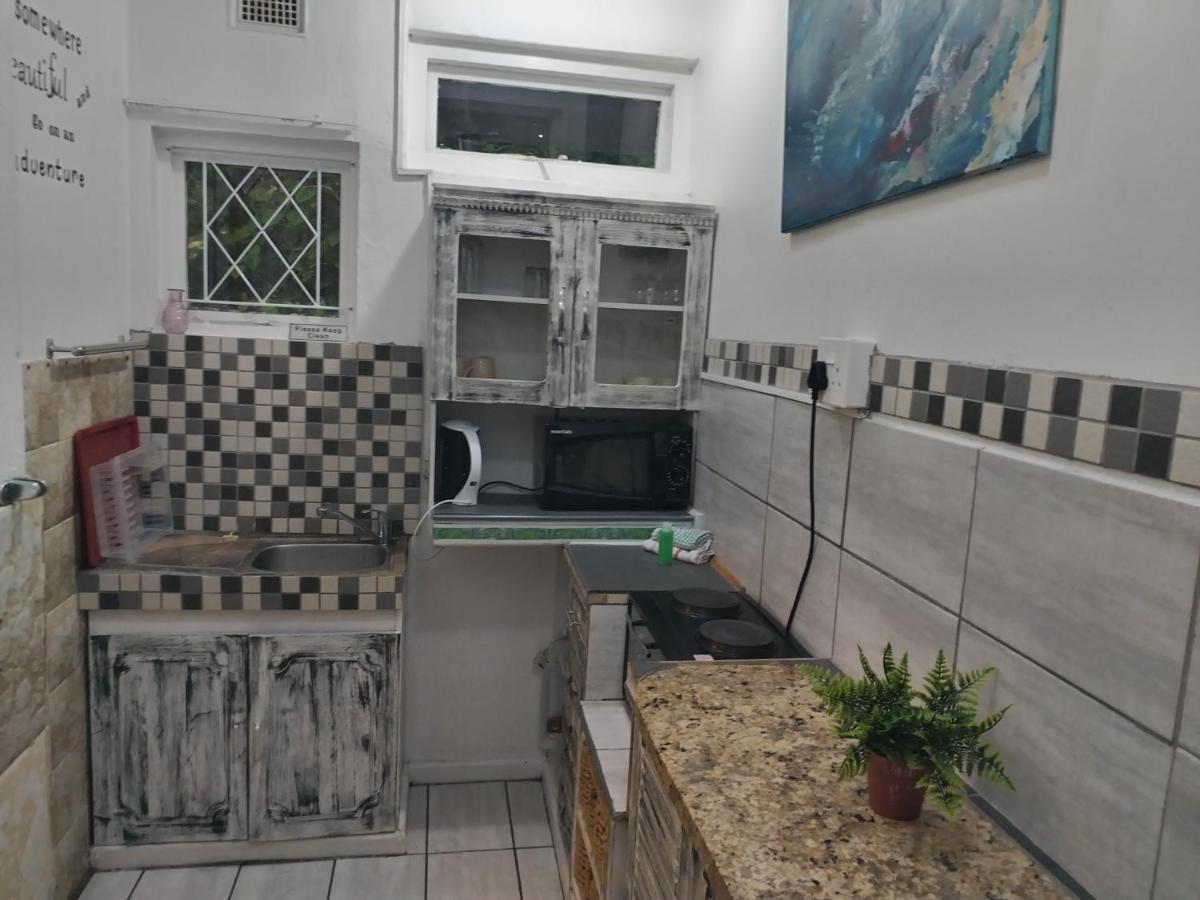 Beach Wood Cottages Shelly Beach Bagian luar foto