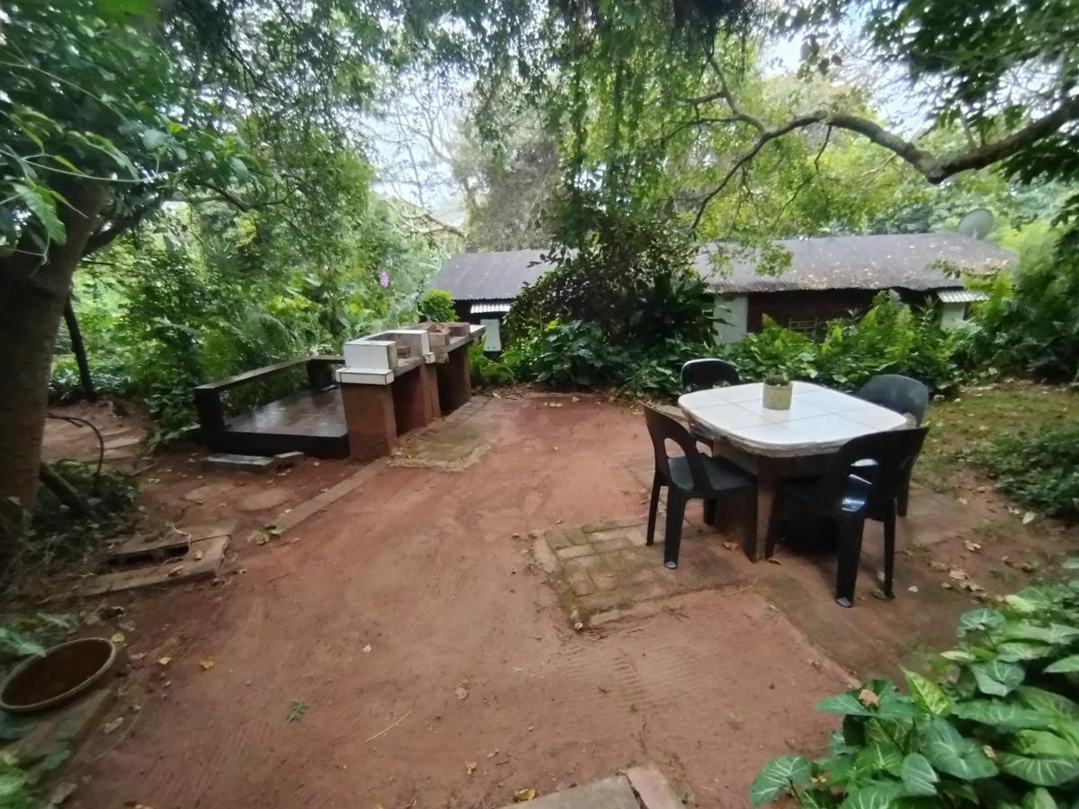 Beach Wood Cottages Shelly Beach Bagian luar foto